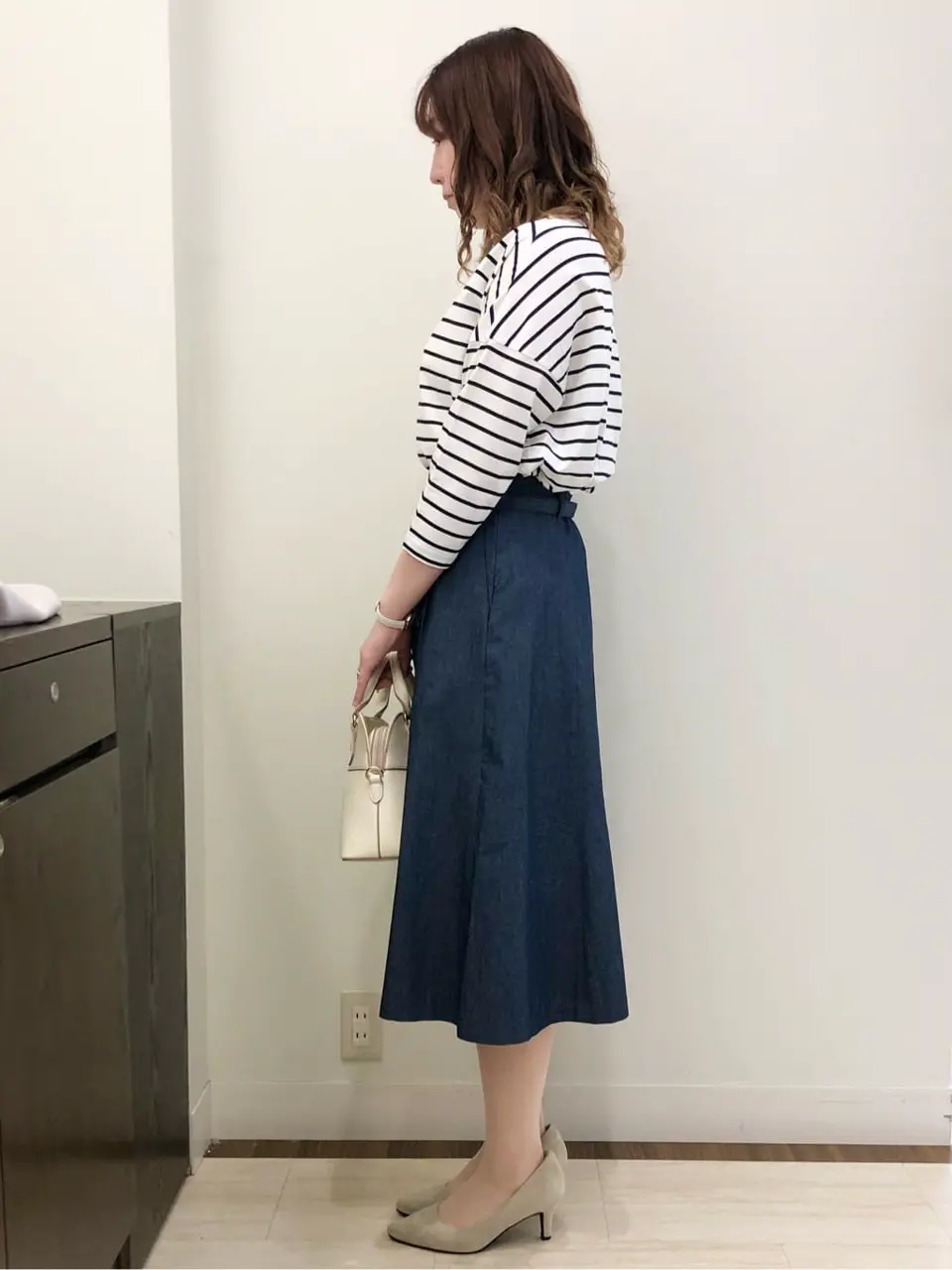 ANY SIS スタッフ コーディネート画像