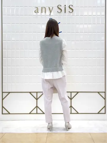 ANY SIS 上田 コーディネート画像