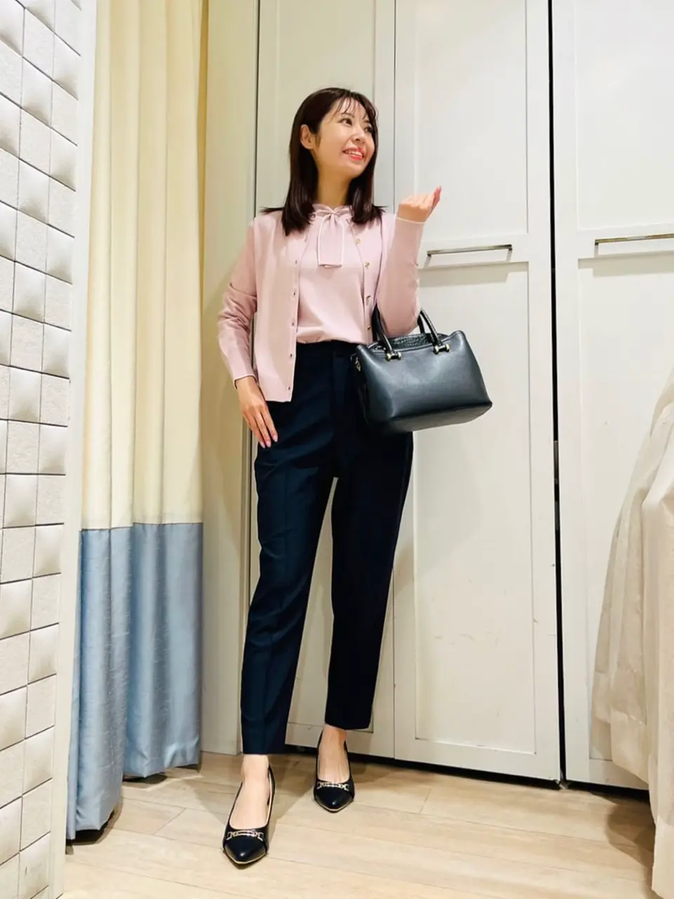 ANY SIS スタッフ コーディネート画像