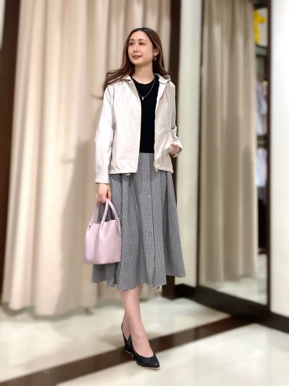 ANY SIS STAFF コーディネート画像