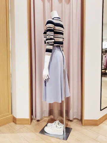 ANY SIS 岩田 コーディネート画像