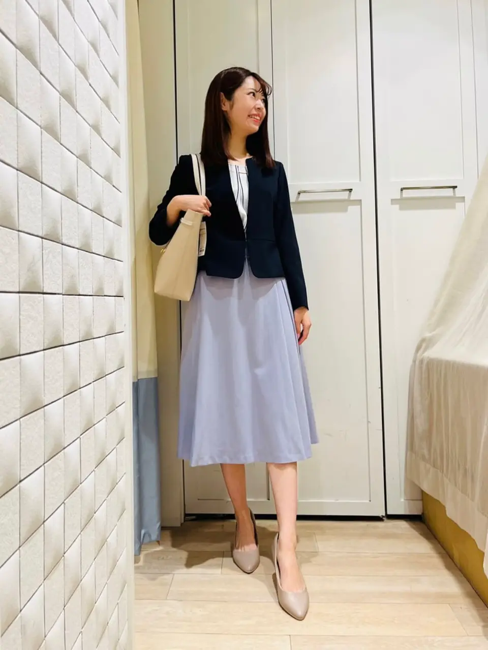 ANY SIS スタッフ コーディネート画像