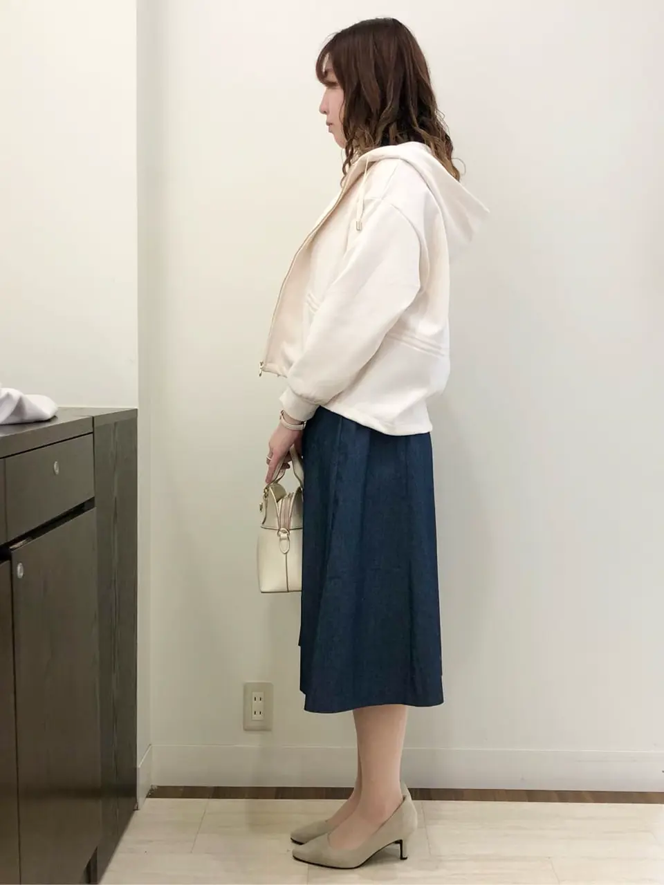 ANY SIS スタッフ コーディネート画像