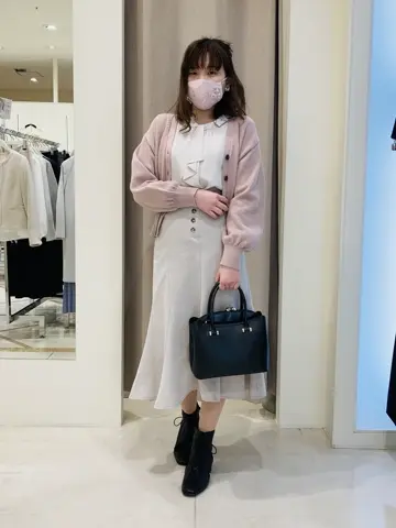 ANY SIS 川根　彩 コーディネート画像