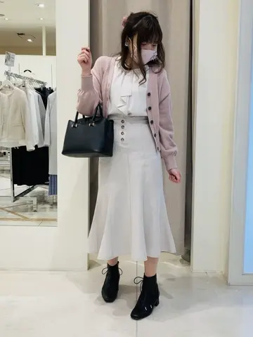 ANY SIS 川根　彩 コーディネート画像