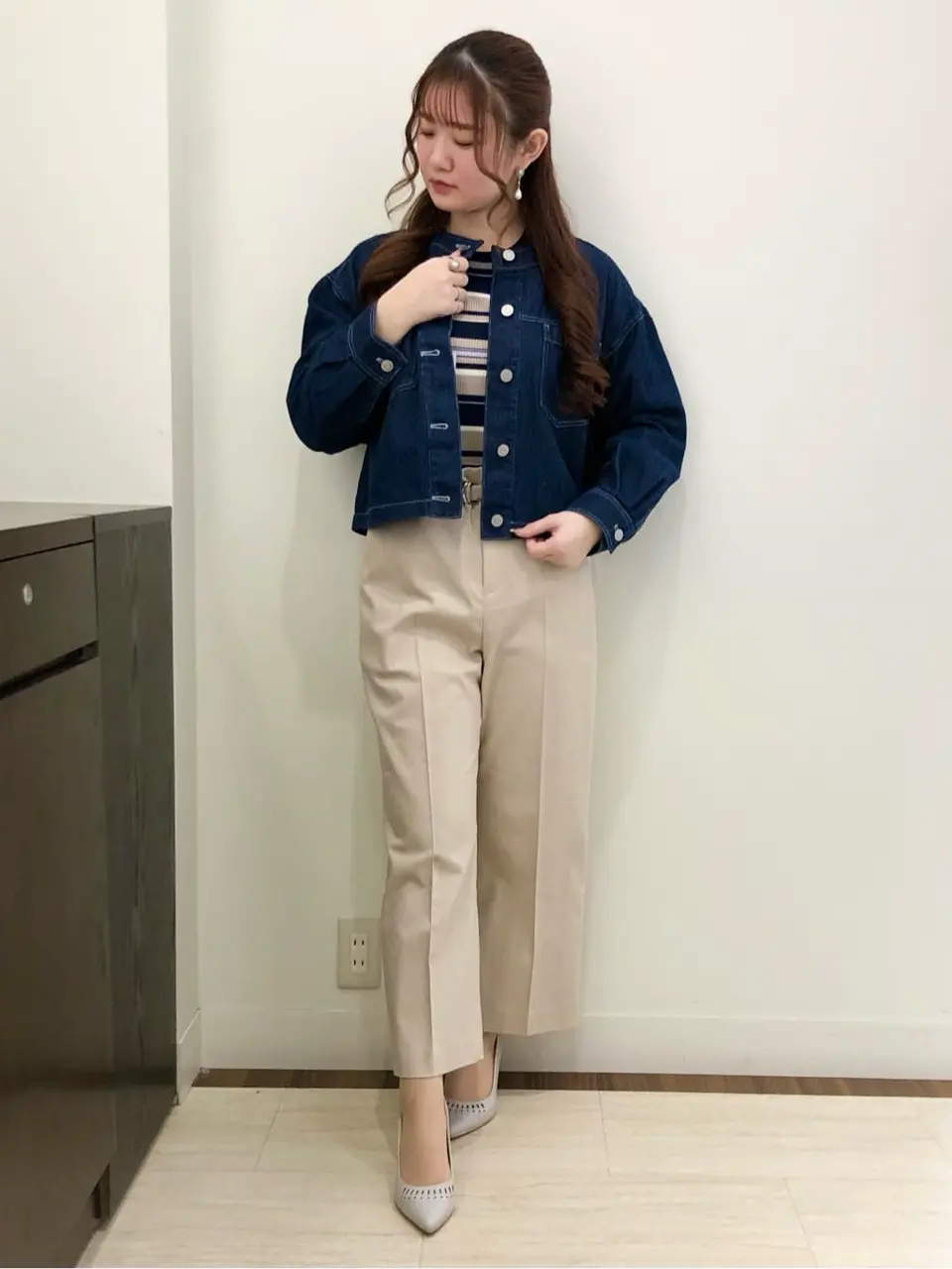 ANY SIS スタッフ コーディネート画像