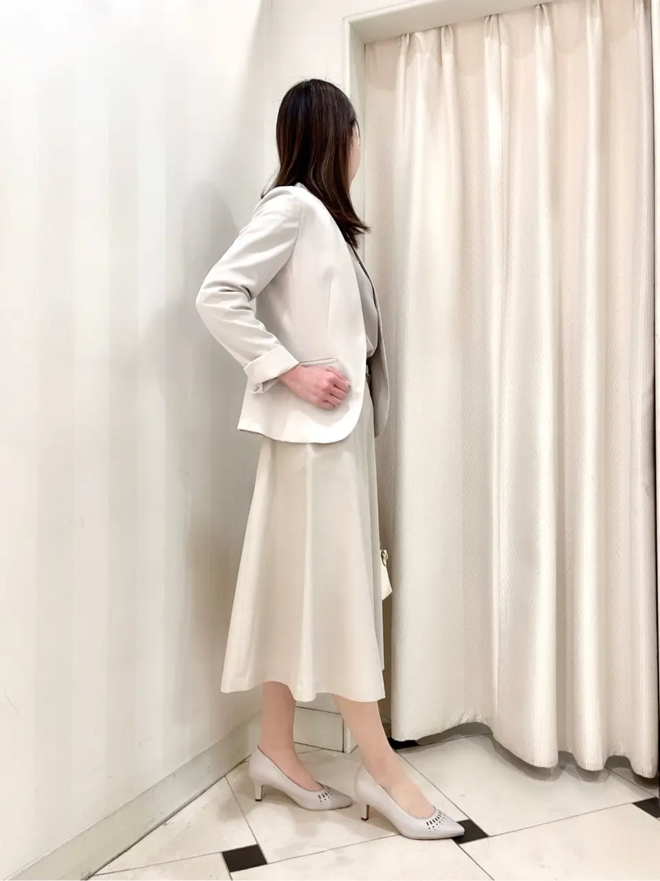 ANY SIS 金井 コーディネート画像