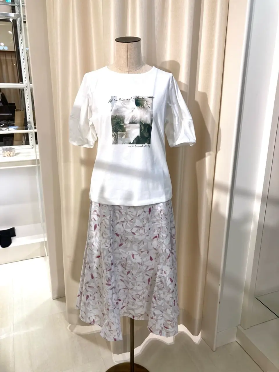 ANY SIS STAFF コーディネート画像