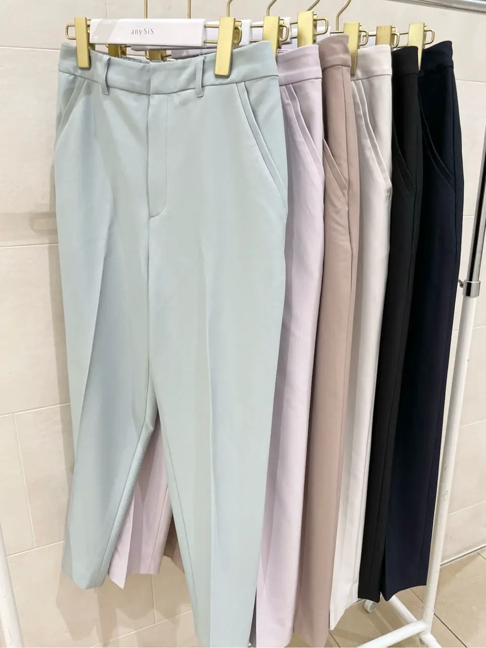 ANY SIS 今仲 コーディネート画像