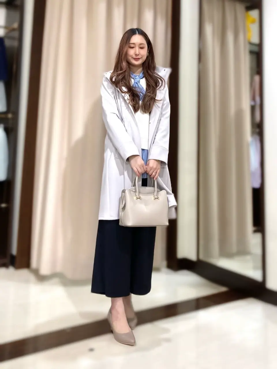 ANY SIS STAFF コーディネート画像