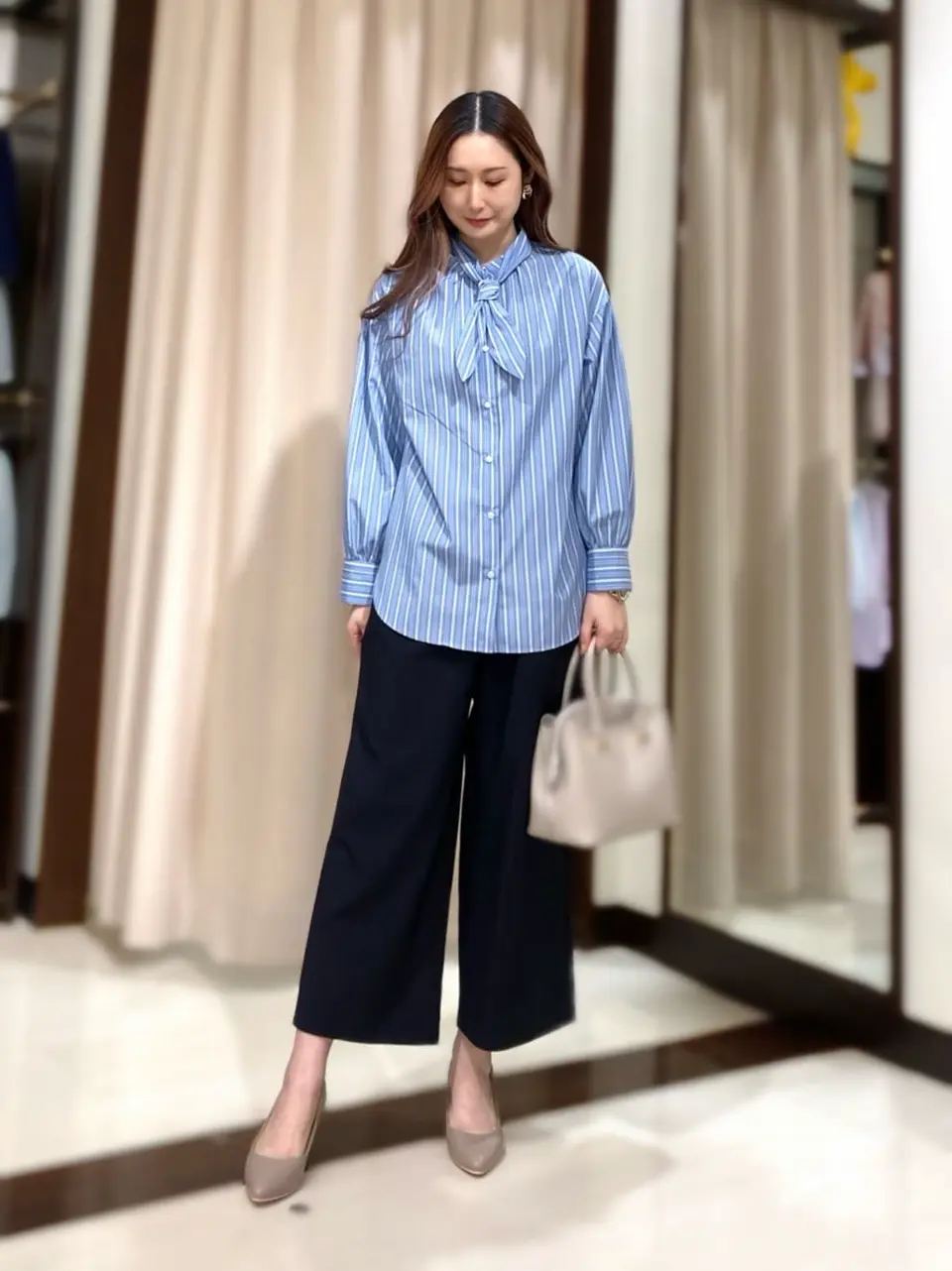 ANY SIS STAFF コーディネート画像