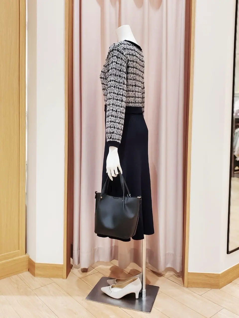 ANY SIS 岩田 コーディネート画像