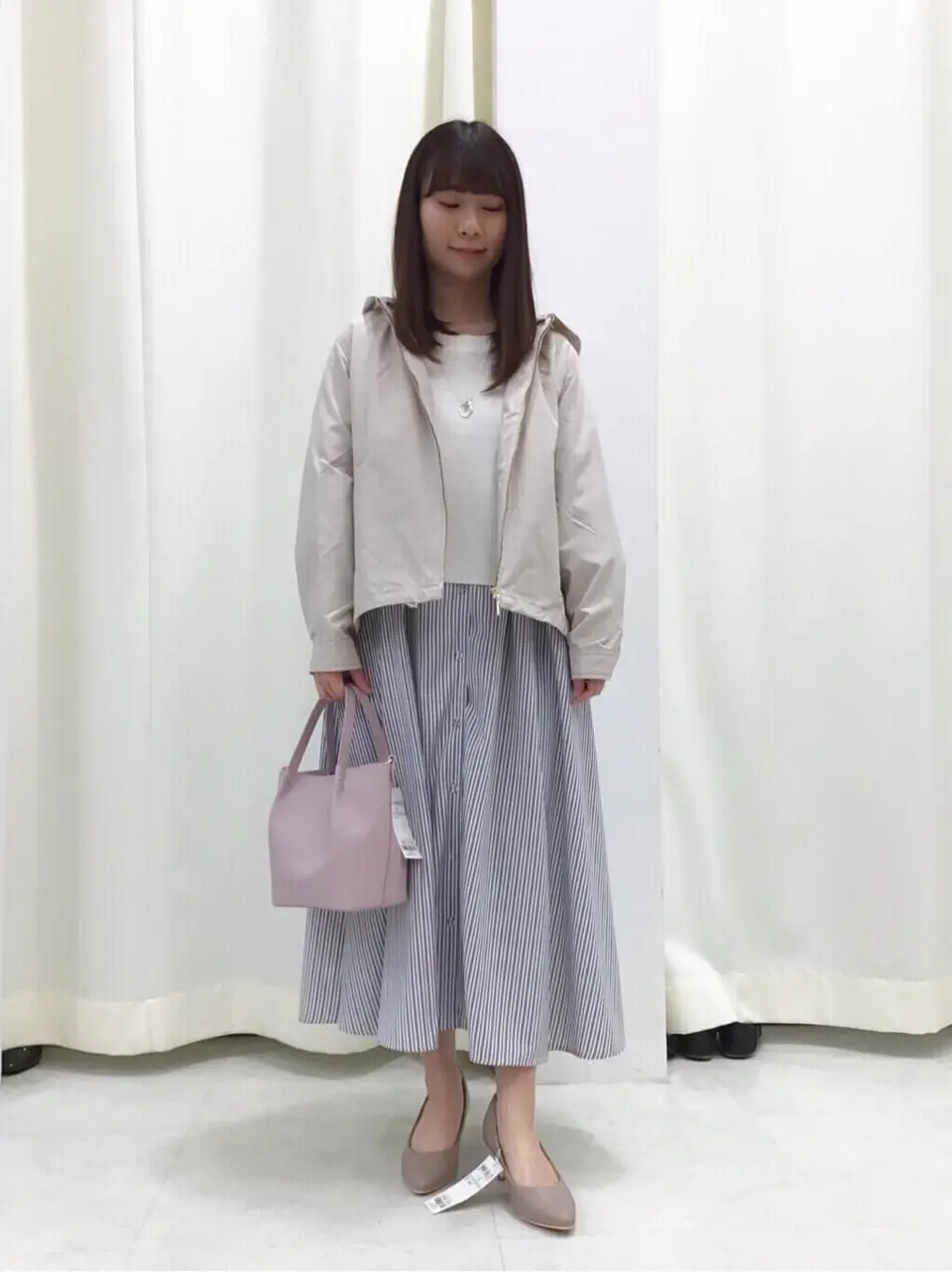 ANY SIS スタッフ コーディネート画像