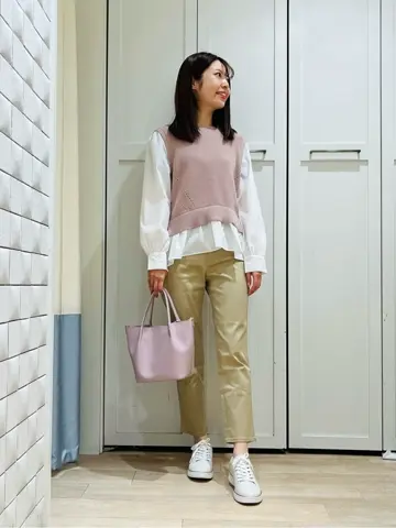 ANY SIS スタッフ コーディネート画像