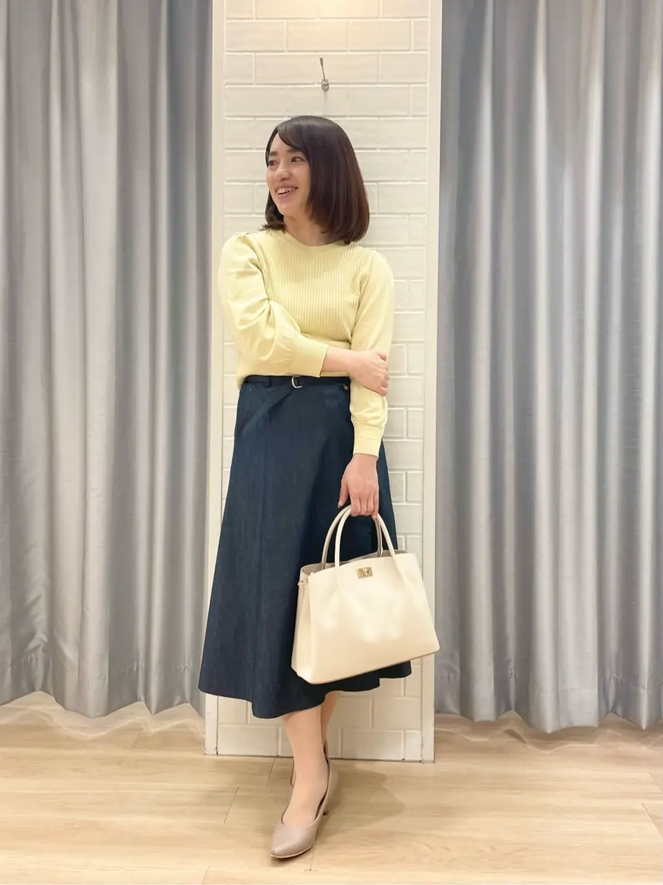 ANY SIS 丸岡 コーディネート画像