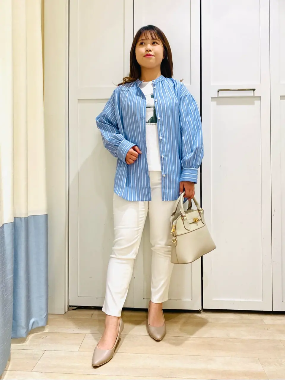 ANY SIS スタッフ コーディネート画像