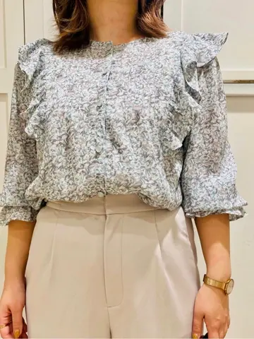 ANY SIS KATO コーディネート画像