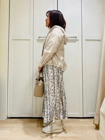 ANY SIS KATO コーディネート画像