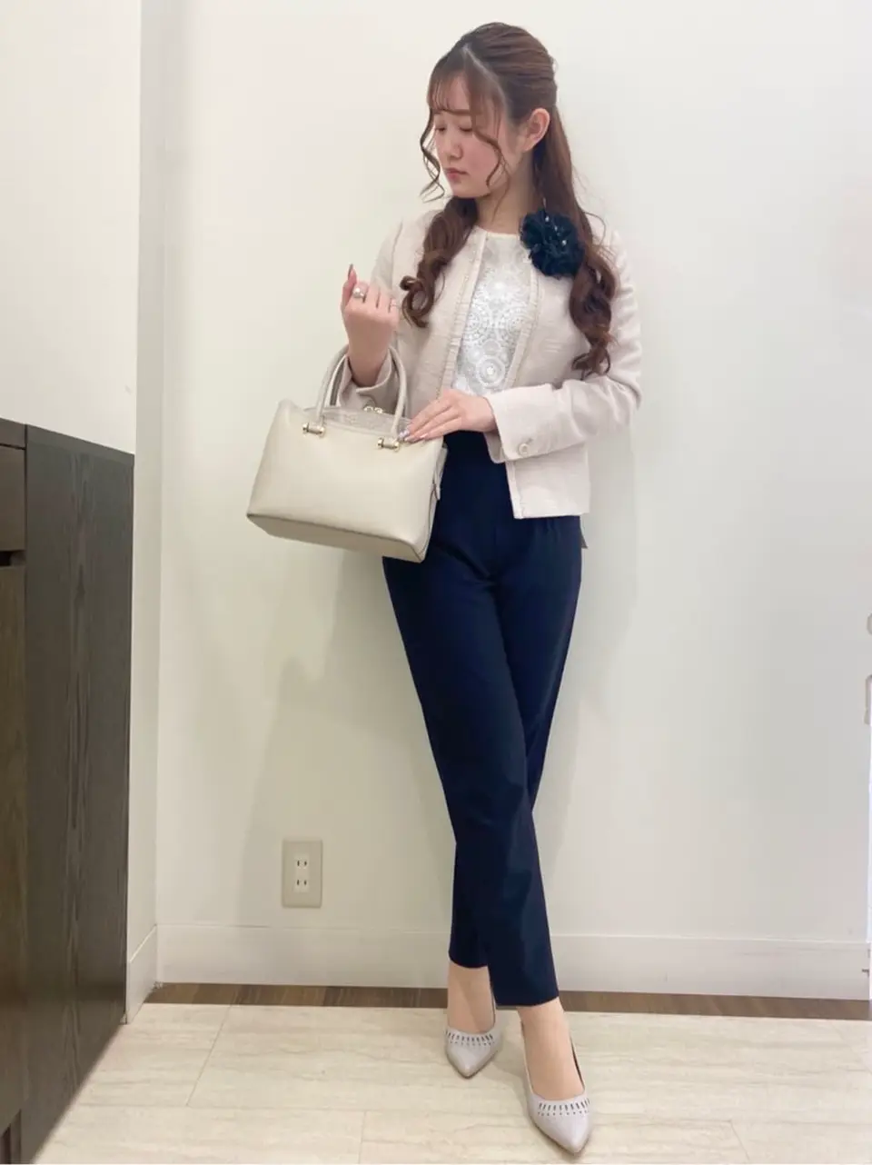 ANY SIS スタッフ コーディネート画像