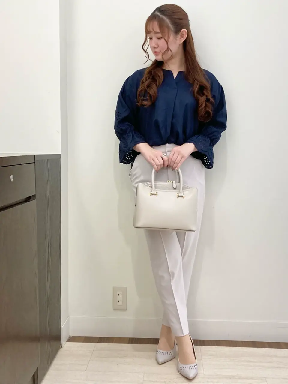 ANY SIS スタッフ コーディネート画像