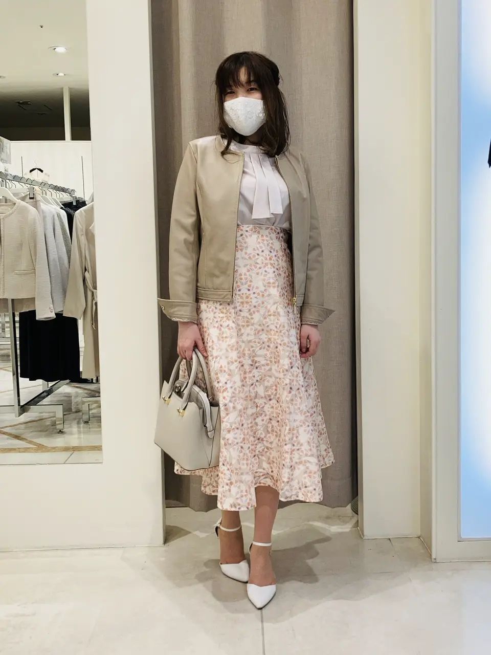 ANY SIS 川根　彩 コーディネート画像