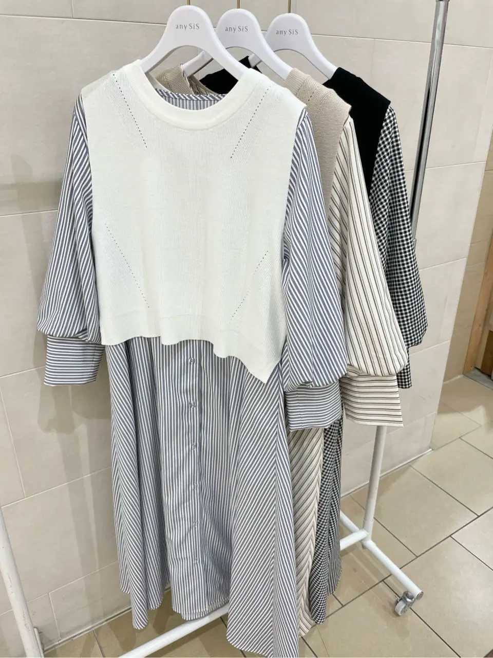 ANY SIS 今仲 コーディネート画像