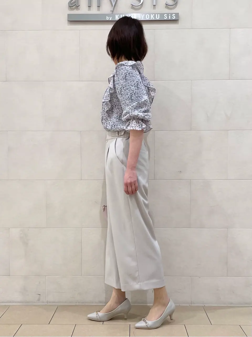 ANY SIS 髙橋 コーディネート画像