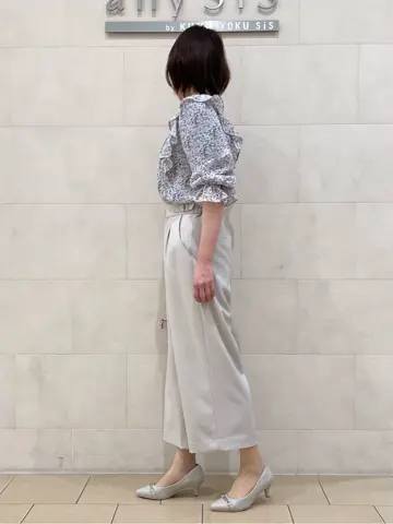 ANY SIS 髙橋 コーディネート画像