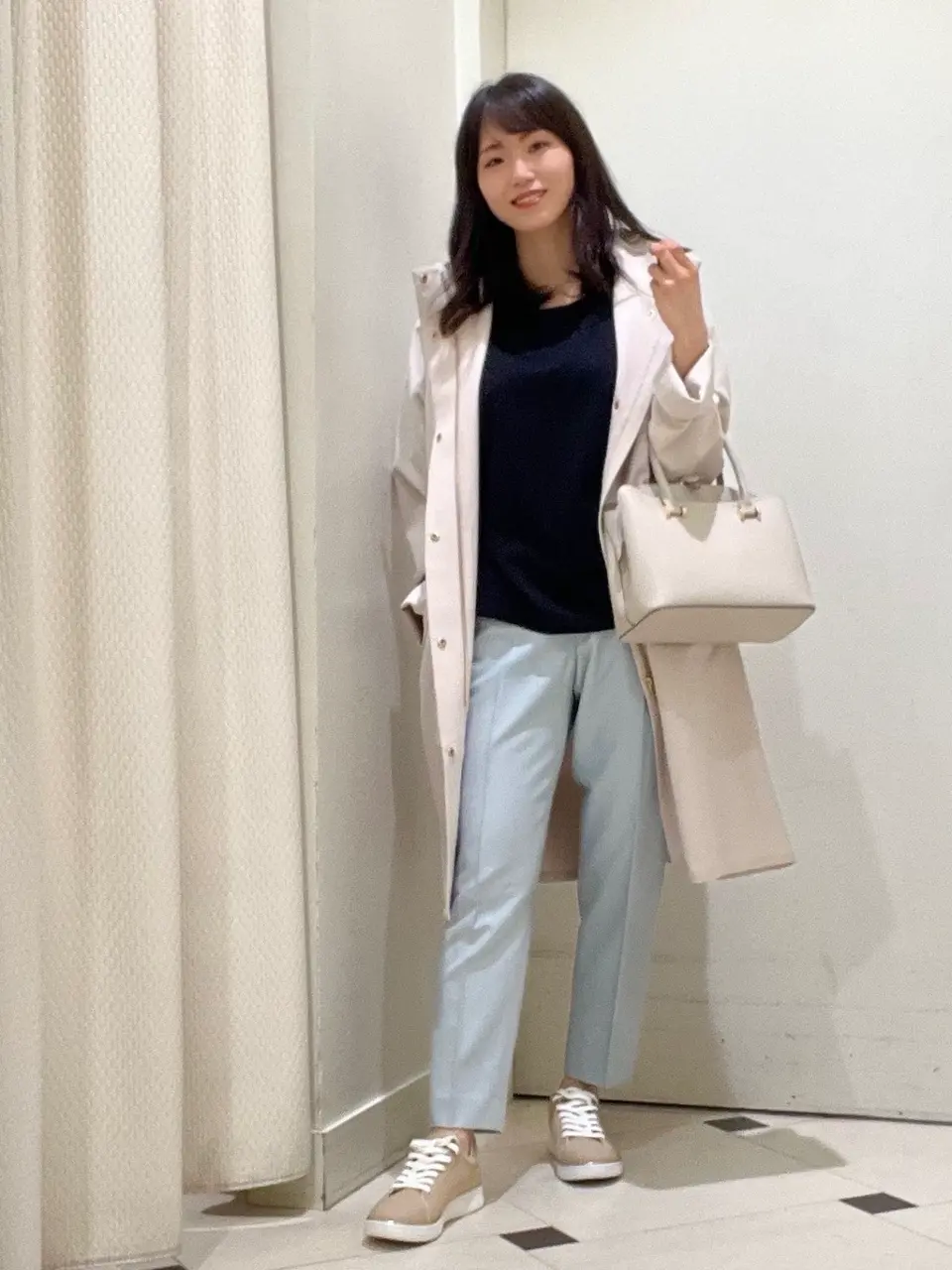 ANY SIS スタッフ コーディネート画像