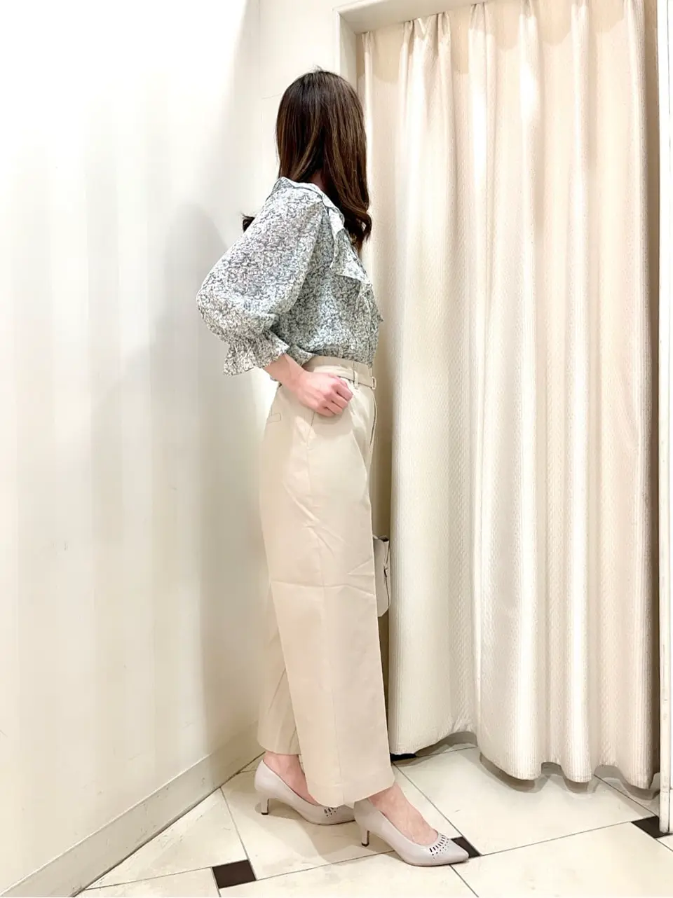 ANY SIS 金井 コーディネート画像