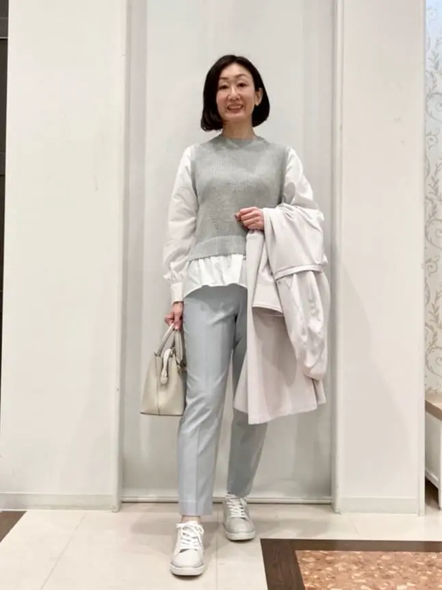 ANY SIS スタッフ コーディネート画像