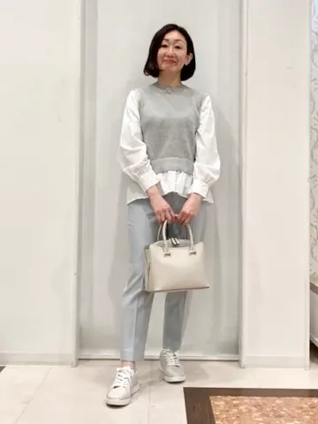 ANY SIS スタッフ コーディネート画像