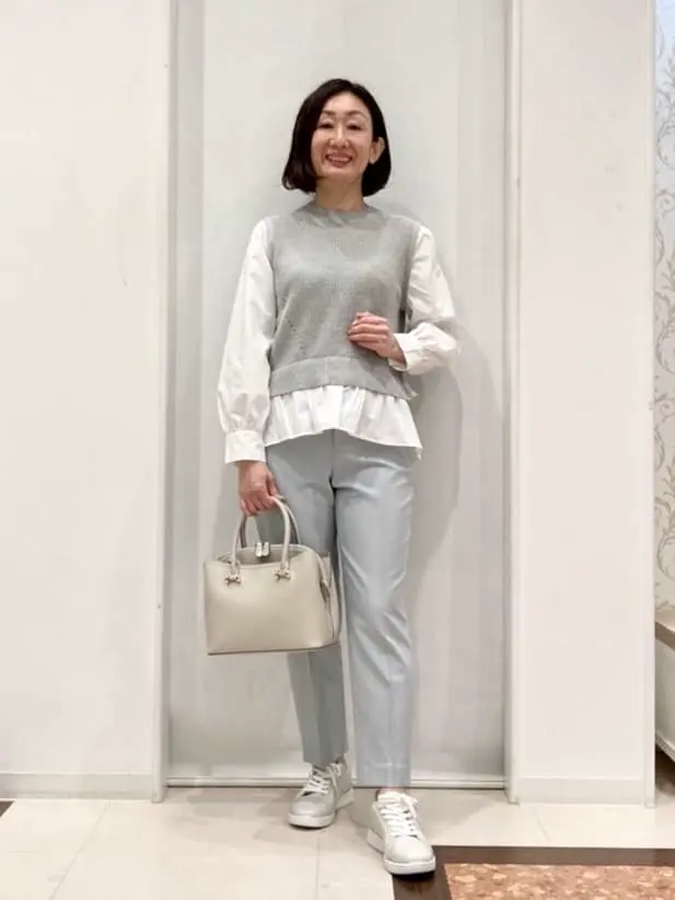 ANY SIS スタッフ コーディネート画像