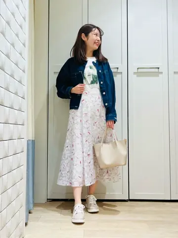 ANY SIS スタッフ コーディネート画像