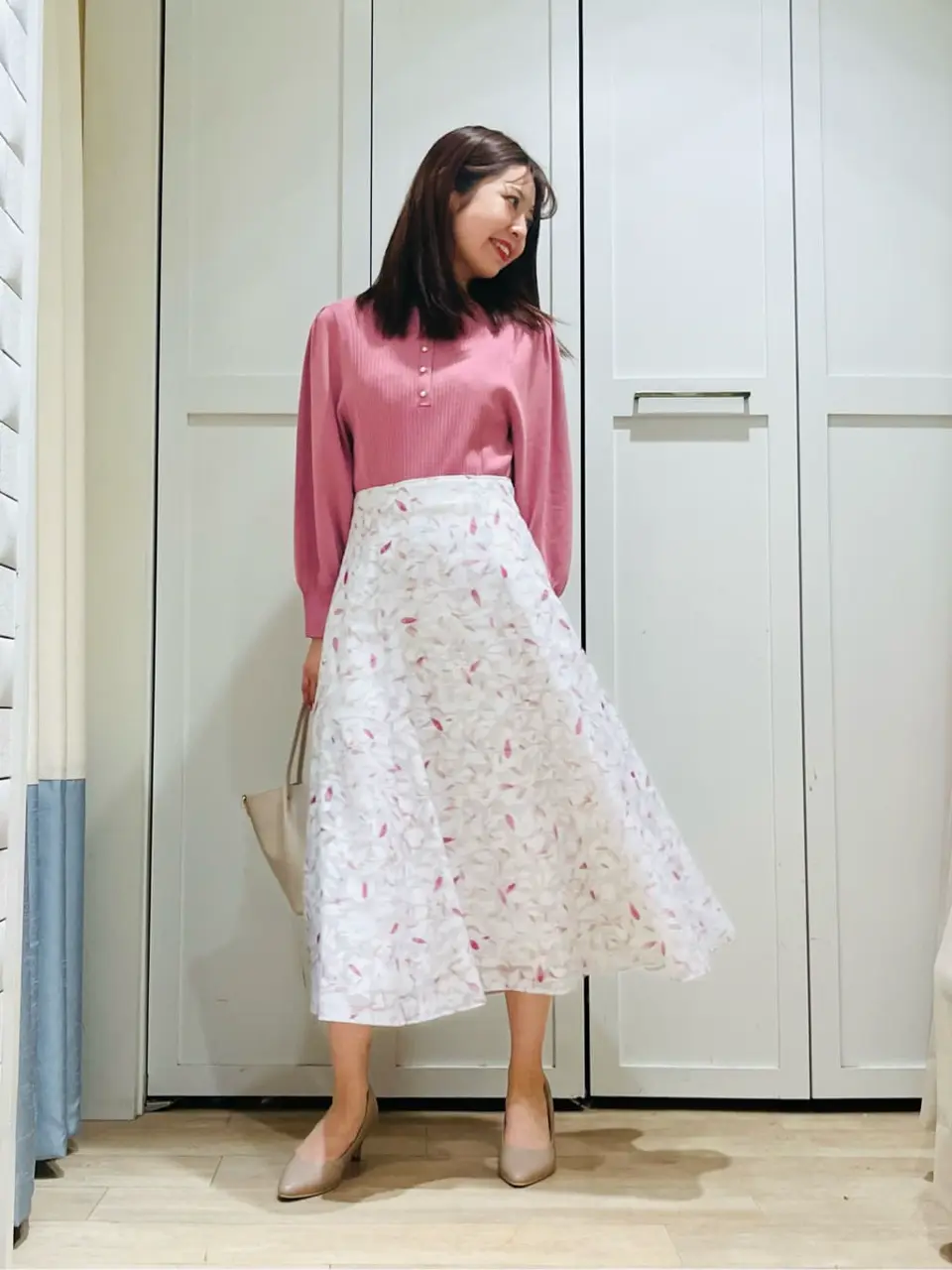 ANY SIS スタッフ コーディネート画像