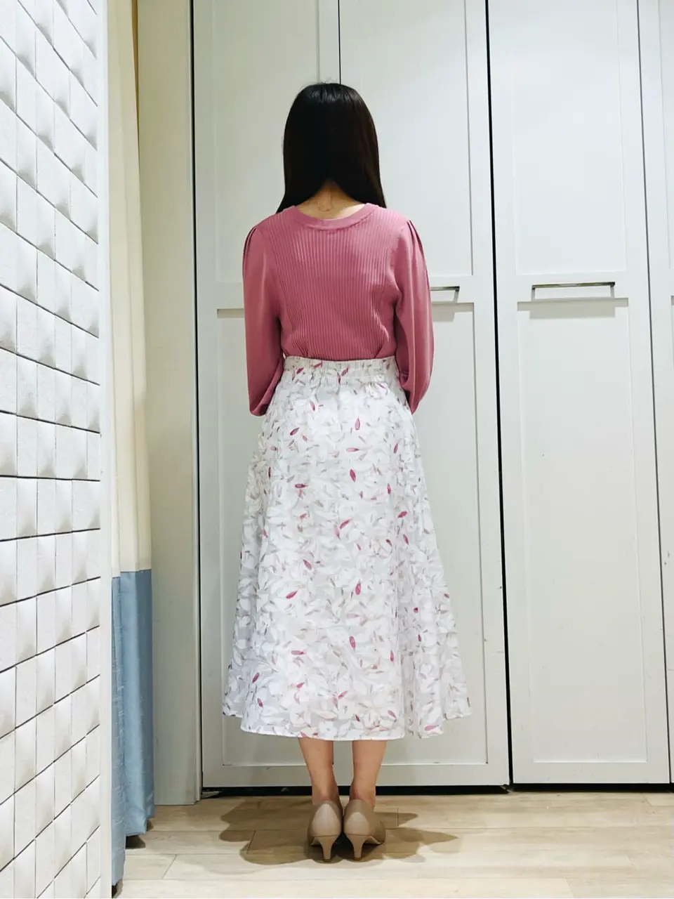 ANY SIS スタッフ コーディネート画像