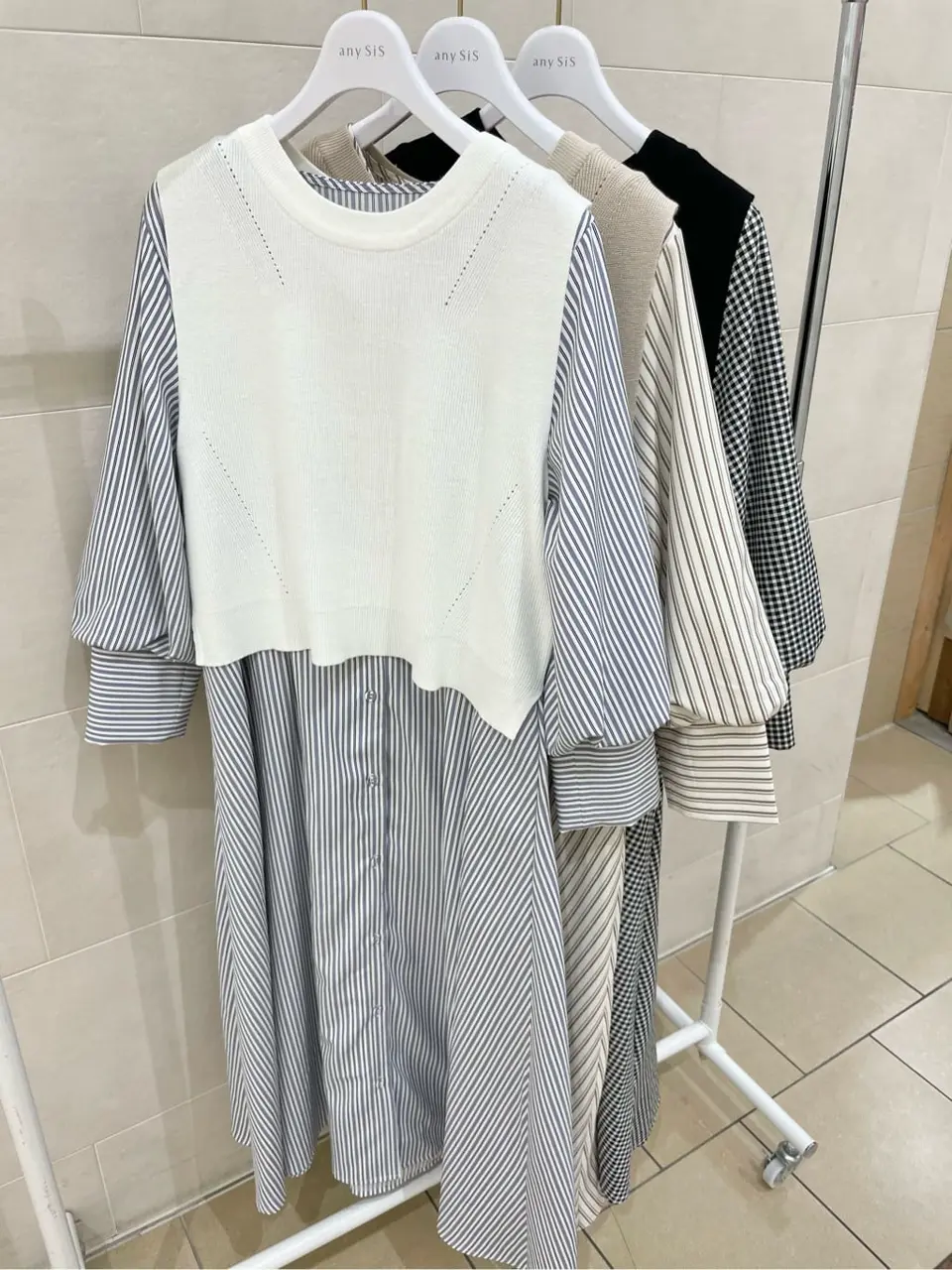 ANY SIS 今仲 コーディネート画像