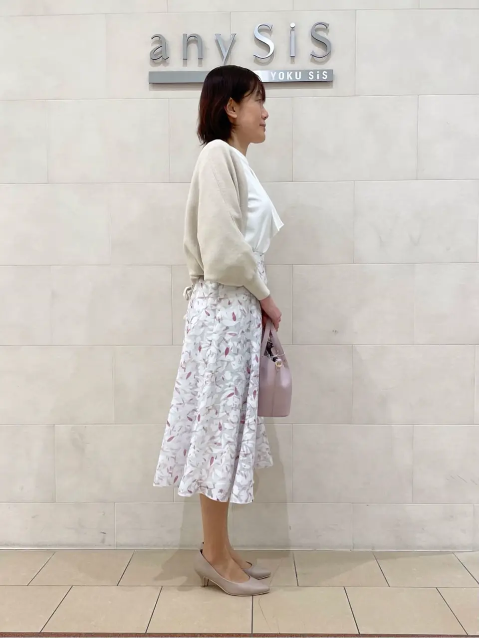 ANY SIS 髙橋 コーディネート画像