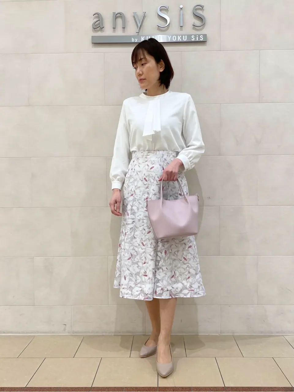 ANY SIS 髙橋 コーディネート画像