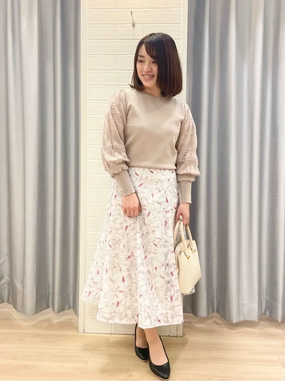 ANY SIS 丸岡 コーディネート画像