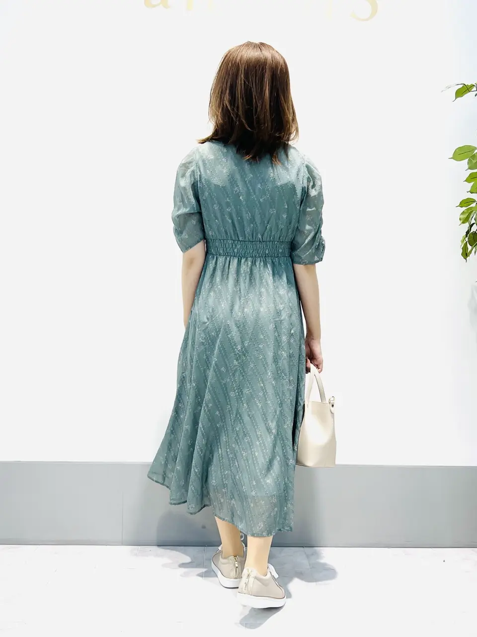 ANY SIS 岡本 コーディネート画像