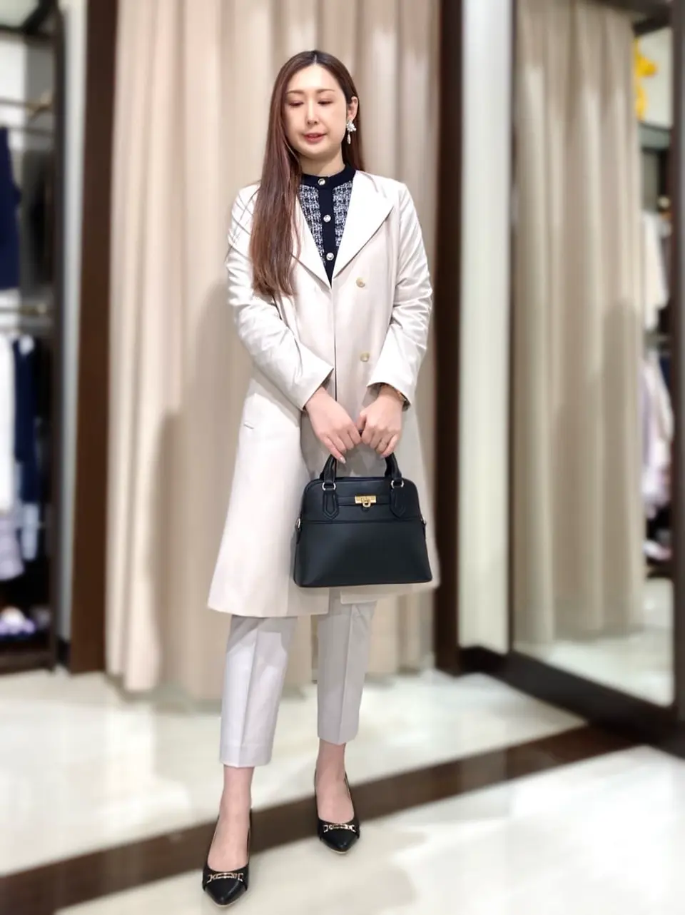 ANY SIS STAFF コーディネート画像