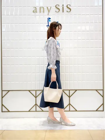 ANY SIS 上田 コーディネート画像