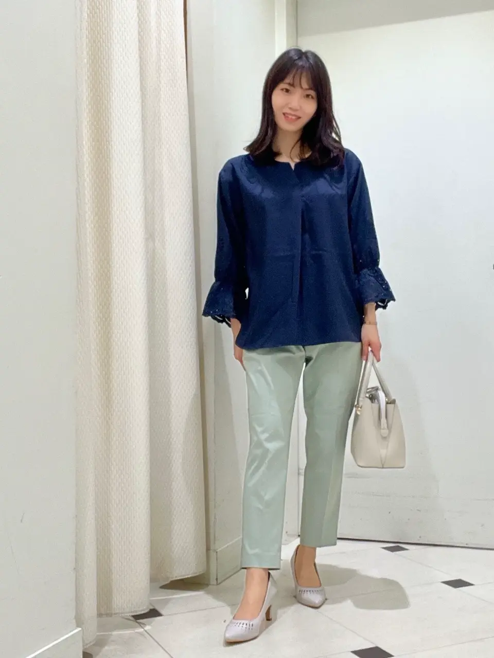 ANY SIS スタッフ コーディネート画像