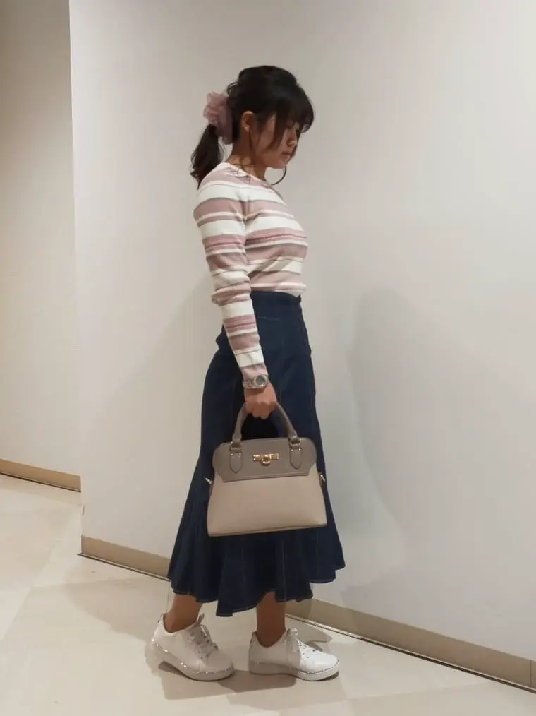 ANY SIS 権田 コーディネート画像