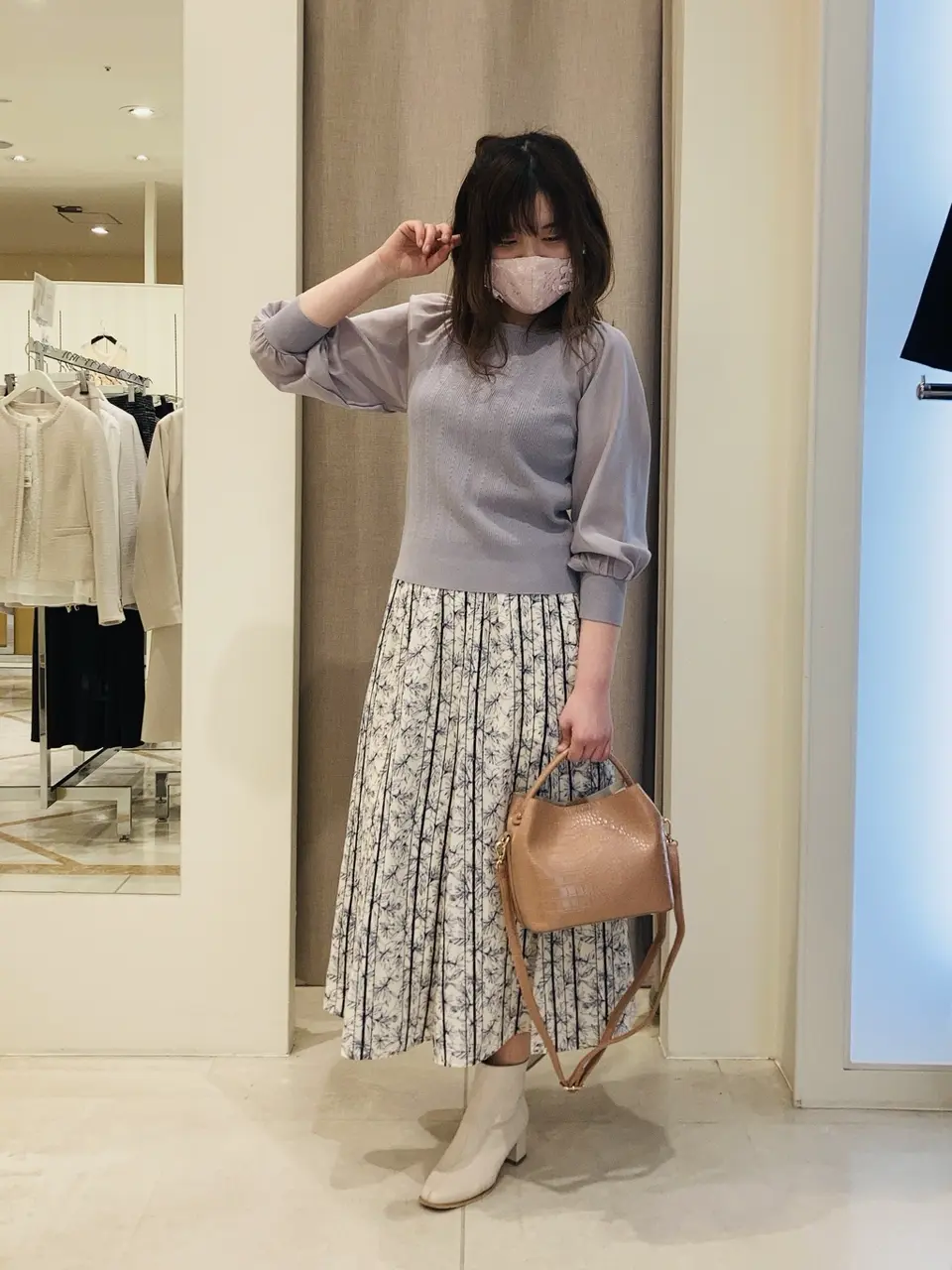 ANY SIS 川根　彩 コーディネート画像