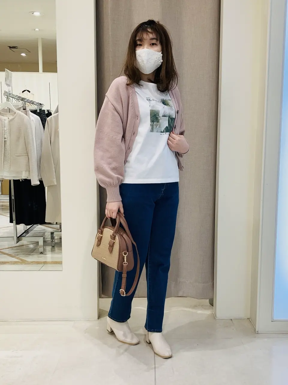 ANY SIS 川根　彩 コーディネート画像