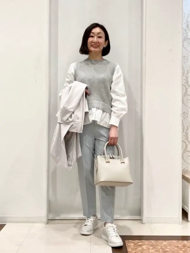 ANY SIS スタッフ コーディネート画像