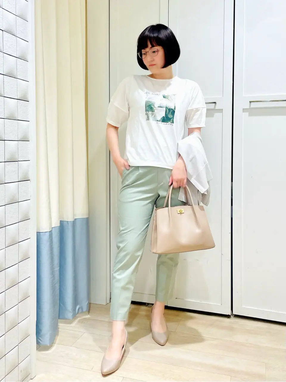 ANY SIS スタッフ コーディネート画像