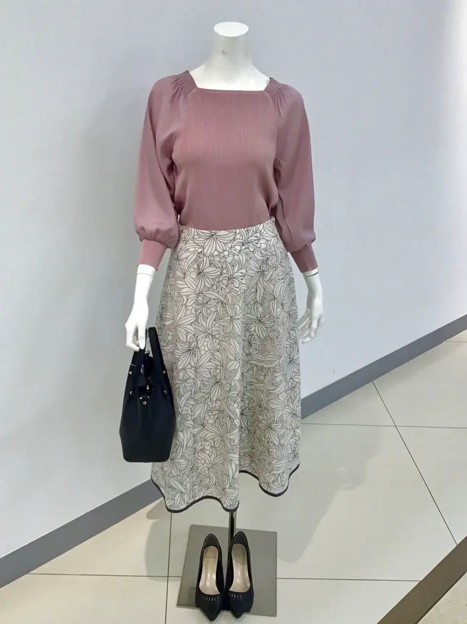 ANY SIS 本田 コーディネート画像